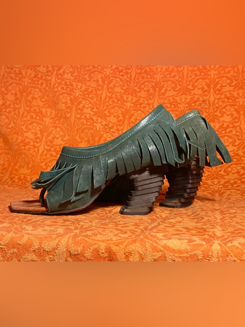 VTG Irregular Choice green leather sandals,thong toe,fringe trim,unique heels,7 - Picture 2 of 16